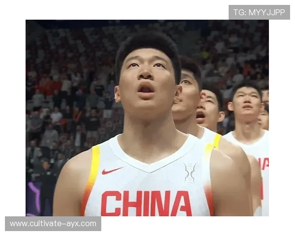 中国男篮力克强敌晋级亚洲杯四强创历史新篇章展现团队顽强拼搏精神