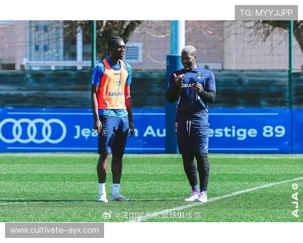 欧塞尔俱乐部百年征程与法甲荣耀传奇解析青训体系发展与未来愿景探索