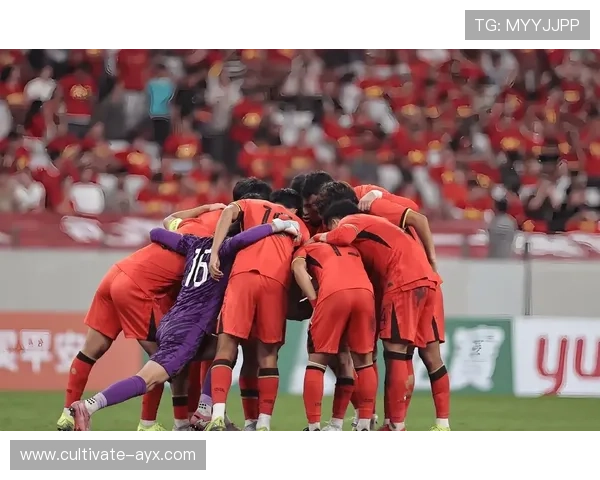 世界杯最新战报：劲旅激烈对决掀起赛场风暴球迷热议