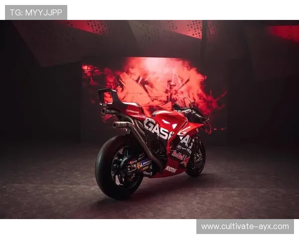 MotoGP赛季最新动态：顶级车手争夺战加剧 新技术革新引发关注
