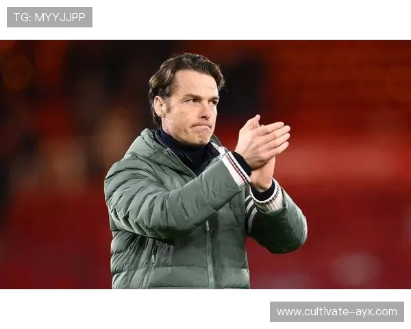 伯恩利安东尼领衔表现出色 助力球队迎接新赛季挑战